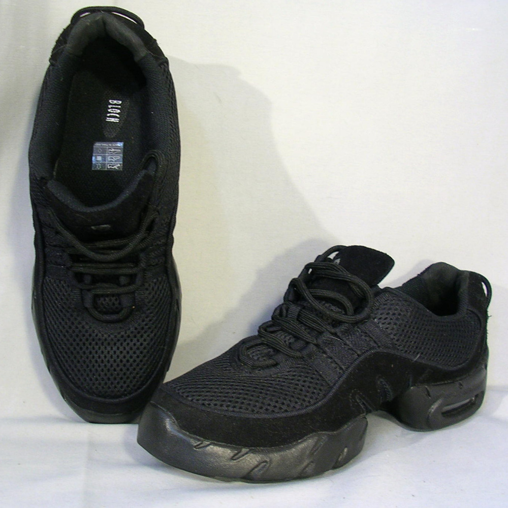 BLOCH BOOST Women Split Sole Dance Sneaker Size 10